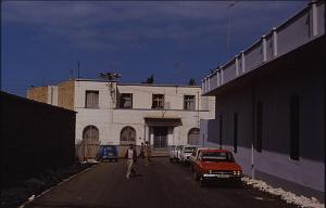 ECOLE MATERNELLE DE GAMBETTA EXTERIEUR EN 1984